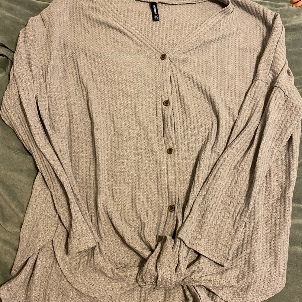 Grey long sleeve